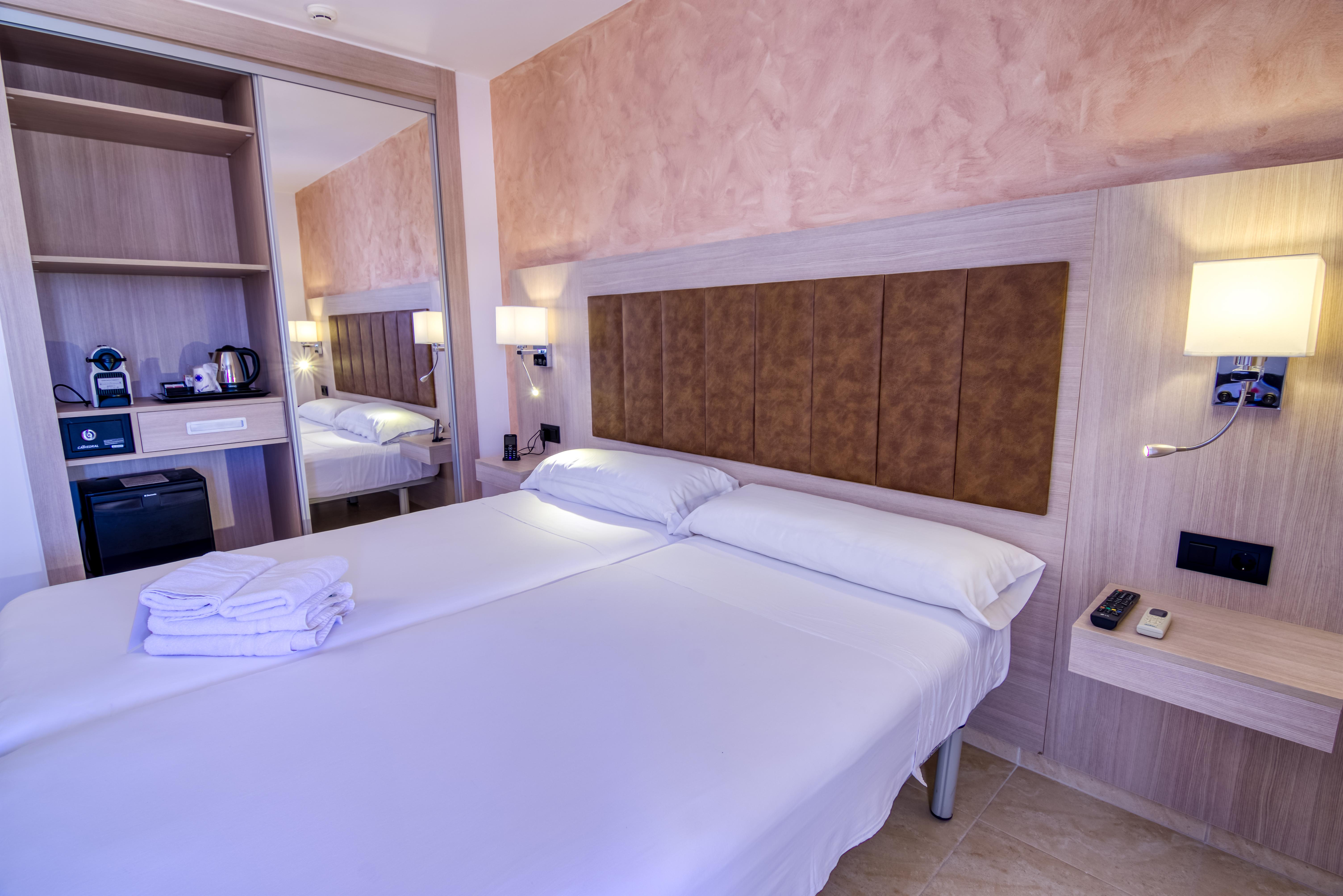 Hotel Sa Barrera - Adults Only Cala En Porter  Екстериор снимка